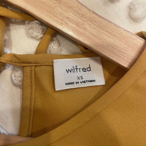 NWT Aritzia Wilfred Fleurette Cairo Gold Jumpsuit - Picture 3 of 5